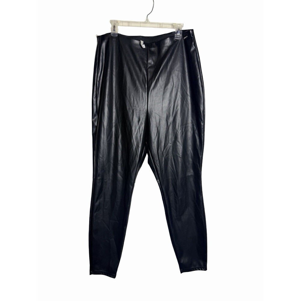 Fabletics Black High-Waisted Vegan Faux Leather Pull-On Legging Pants Womens 3X